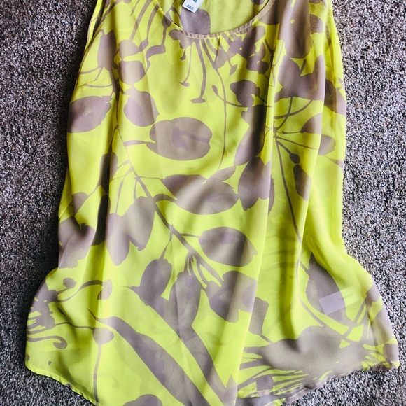 Old Navy Floral Chiffon Tank (L) - Picture 2 of 3